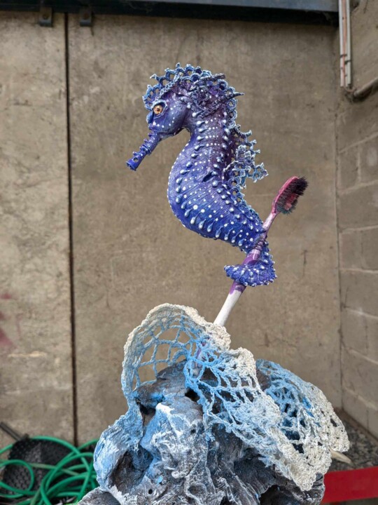 Sculpture intitulée "Hippo campe" par Tony Asaro, Œuvre d'art originale, Plastique