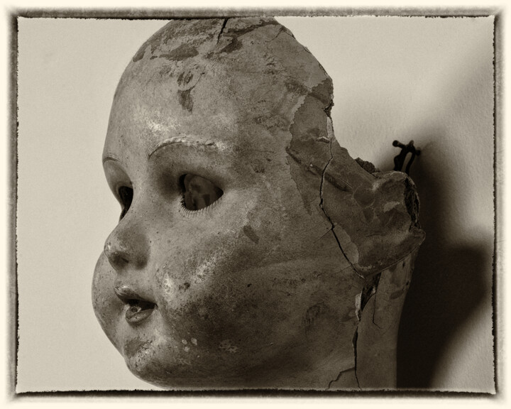Photography titled "Oubliée 43" by Catherine Hélie, Original Artwork, Digital Photography