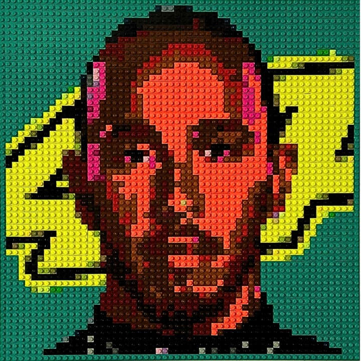 Lewis Hamilton by qargo 雕塑, 18.1x18.1 in