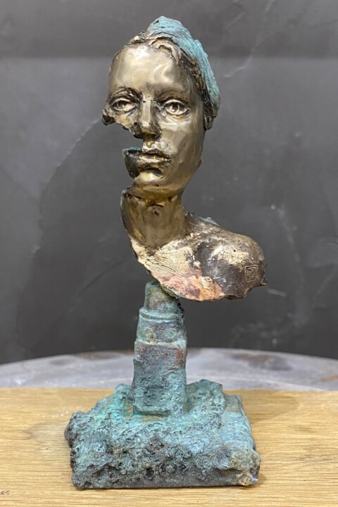 Vestige 2 Scultura, 4,9x2,8 in