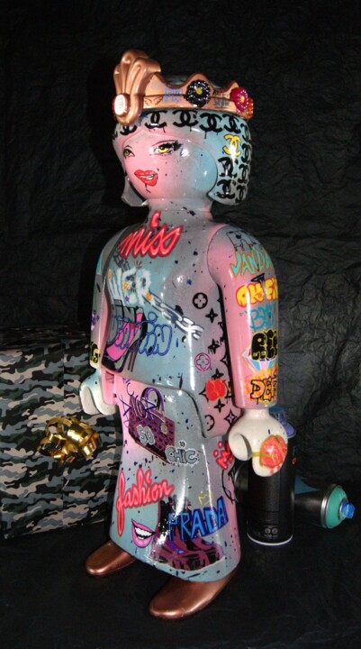 Vandalized Playmobil Princess 雕塑, 25.2x13.4 in