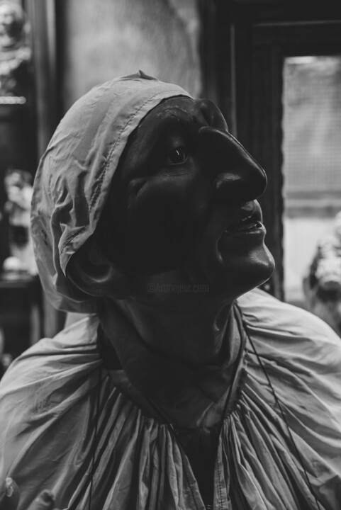 Polichinelle, Naples, 2024 摄影, 23.6x15.8 in