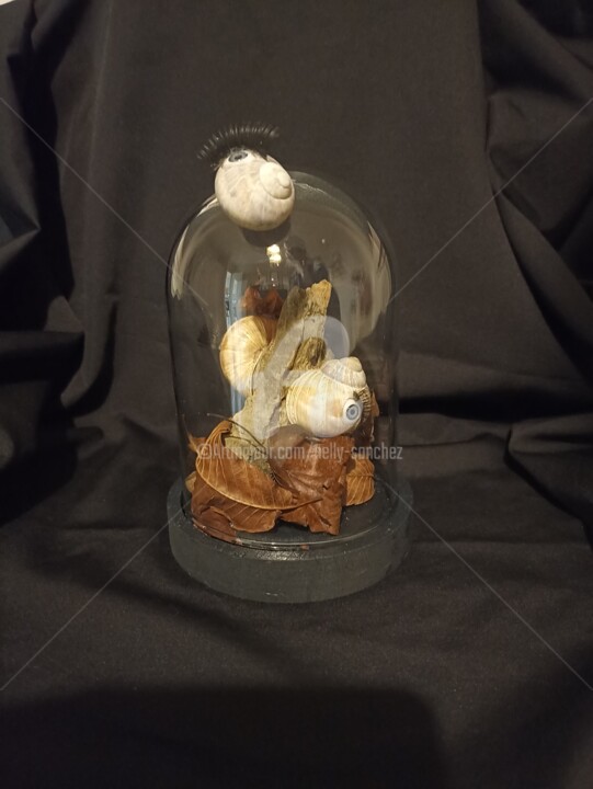 Sculpture titled "Les Maîtres du temps" by Nelly Sanchez, Original Artwork, Wood