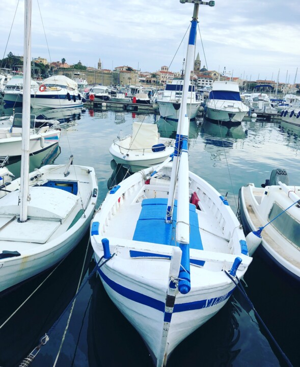 Photography titled "Boot in Sardinen po…" by Raphaela Esther Serini, Original Artwork, Digital Photography