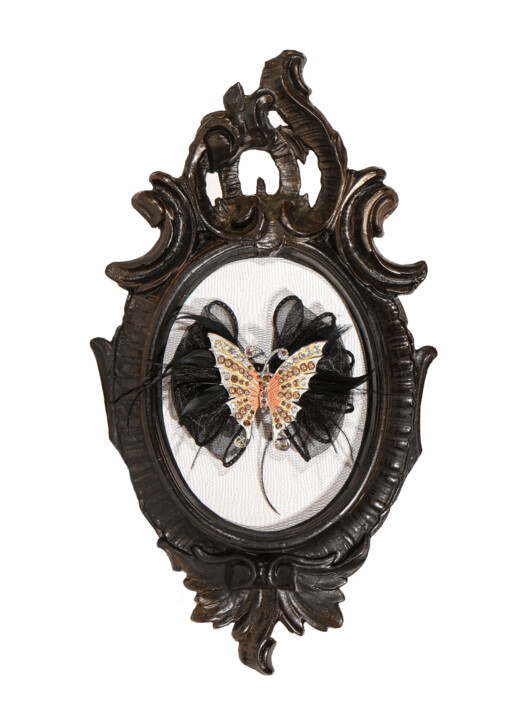 Papillon de Nuit 雕塑, 5.9x4.1 in