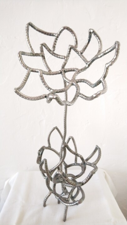 Sculpture intitulée "NotAPeony" par Olivier Laurens, Œuvre d'art originale, Métaux