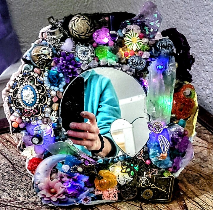 Reflections of Self Love Scultura, 9,5x10 in