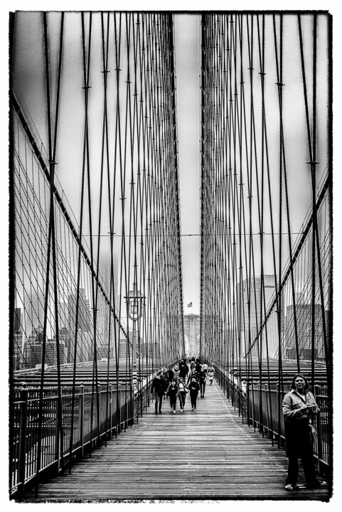 Brooklyn bridge par ciel gris 摄影, 15.8x11.8 in