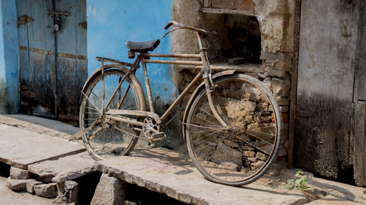Abandoned bicycle Photography, 22.1x39.4 in