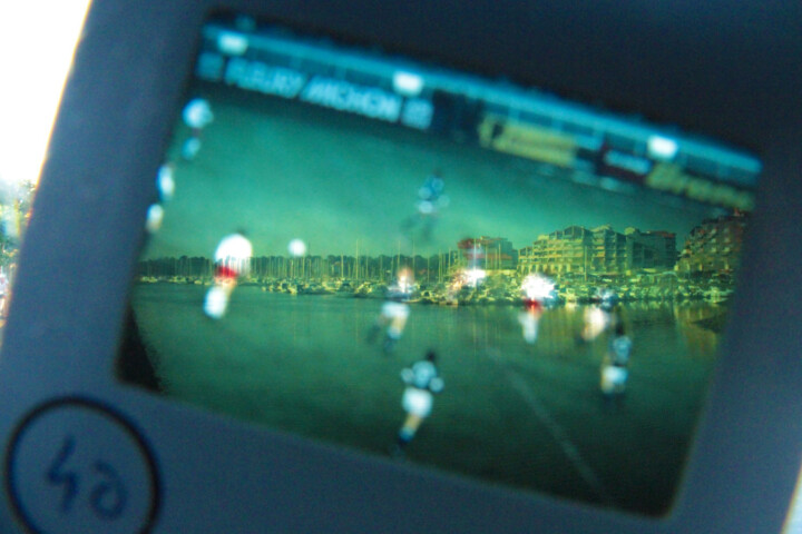 le foot et les bateaux 摄影, 7.9x11.8 in