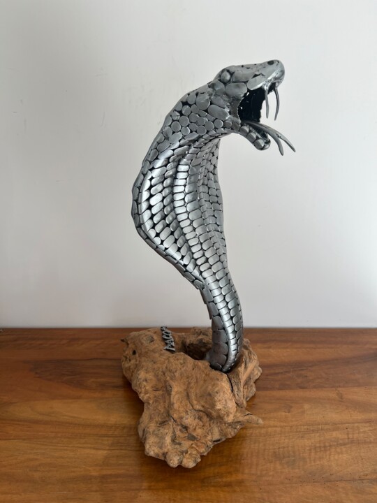 Sculpture intitulée "Royal" par Pacom, Œuvre d'art originale, Métaux