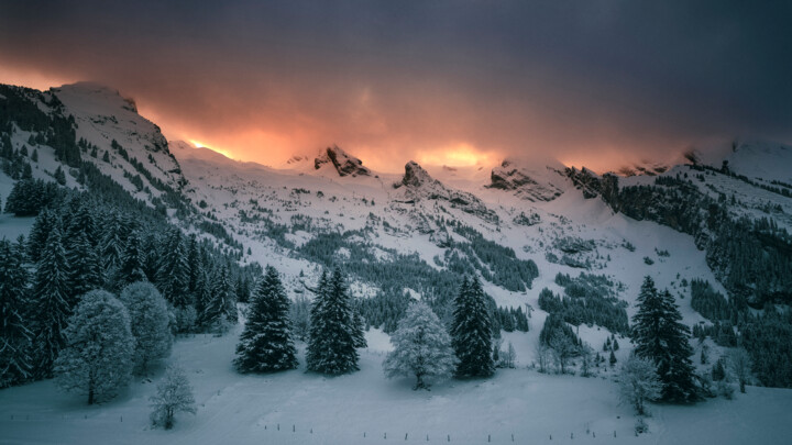 Photographie intitulée "Chaîne des Aravis" par Loïc Cancade, Œuvre d'art originale, Photographie numérique