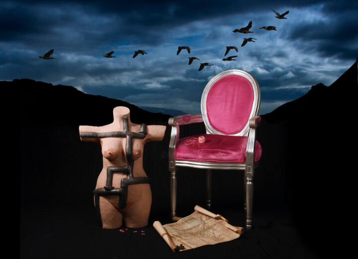 Pink chair with Torso Arte digitale