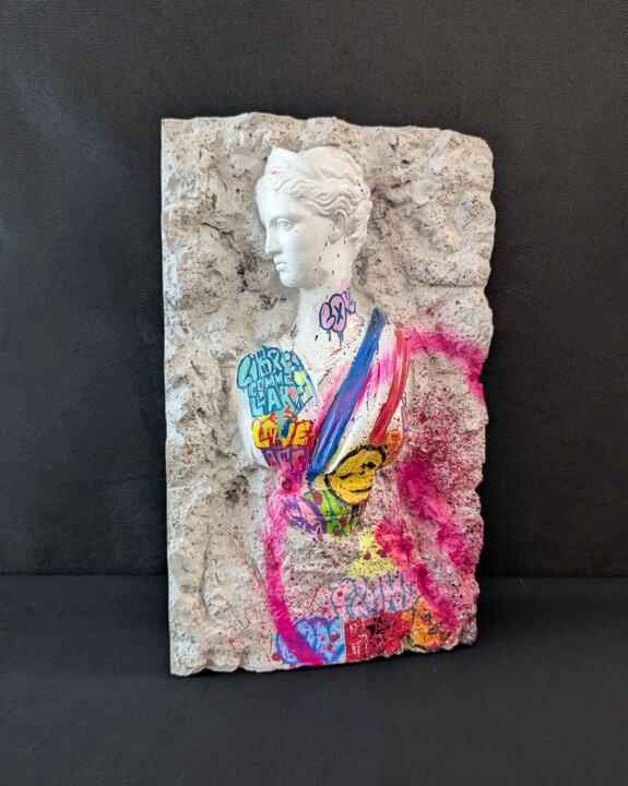 Marianne (buste incrusté) 雕塑, 14.2x8.3 in