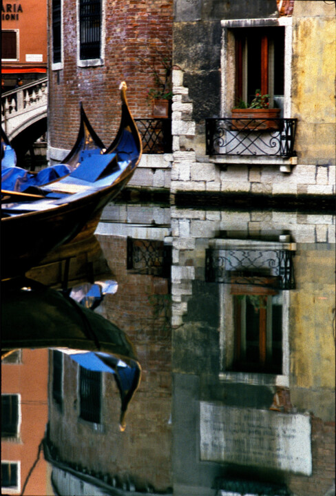 Photographie intitulée "Reflets 2" par Jean Louis Giudicelli, Œuvre d'art originale, Photographie argentique