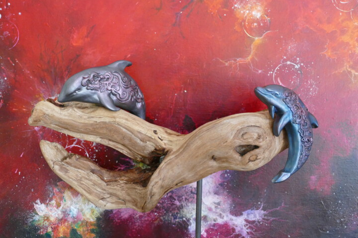 212_DAUPHINS 雕塑, 13x16.1 in