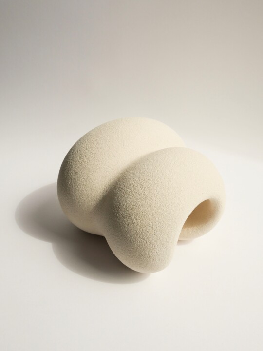 BODY II 雕塑, 5.5x7.9 in