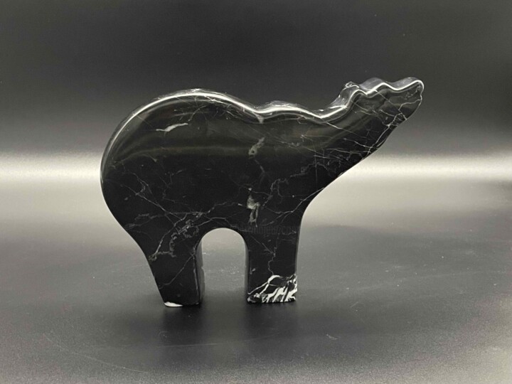 Black marble bear 雕塑, 6.7x8.7 in