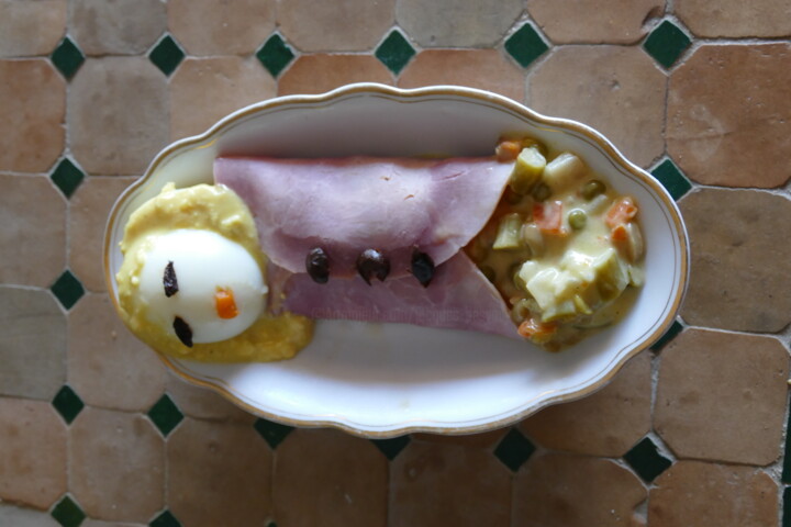 Oeuf -Macédoine avec Amour Fotoğraf