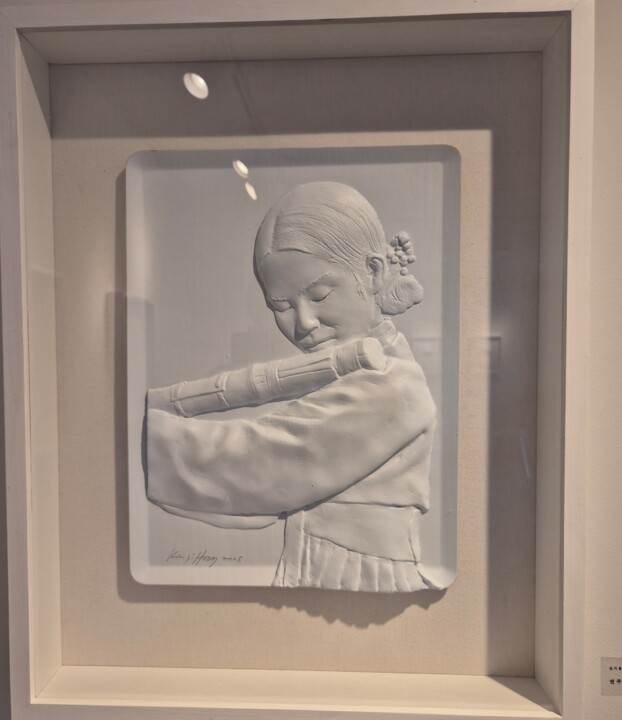 Sculptuur,  16,9x9,8 in 