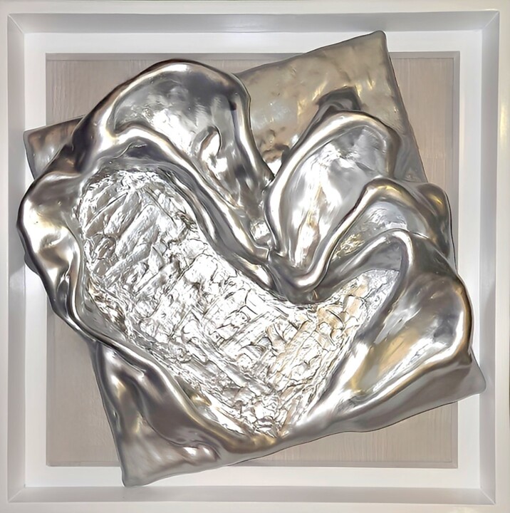 Sculpture titled "Inner Glow" by Polla D'Art, Original Artwork, Plaster