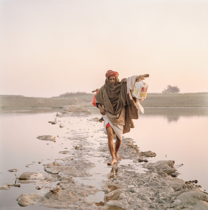 Photography titled "GANGA MA" by Giulio Di Sturco, Original Artwork, Digital Print