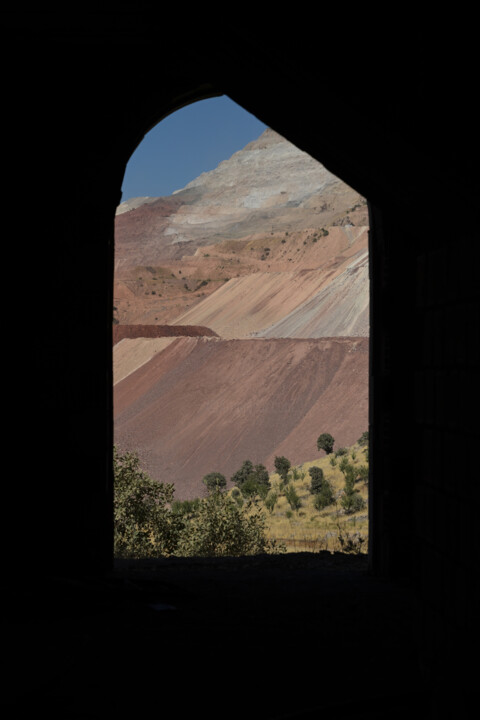Photography titled "Enūma eliš, Romane…" by Romane Iskaria, Original Artwork, Digital Print