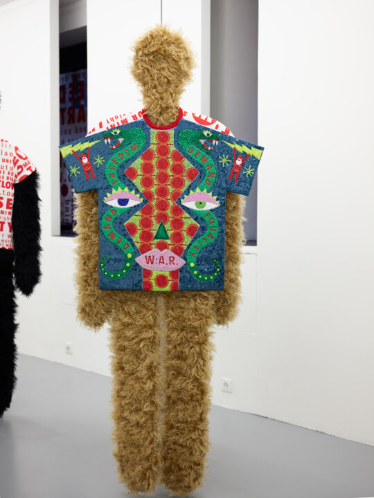 Sculpture intitulée "DEMAND FREEDOM - DE…" par Walter  Van Beirendonck, Œuvre d'art originale