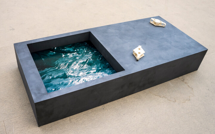 Sculpture titled "Palans sur cale noi…" by Perrine Géliot, Original Artwork, Analog Print