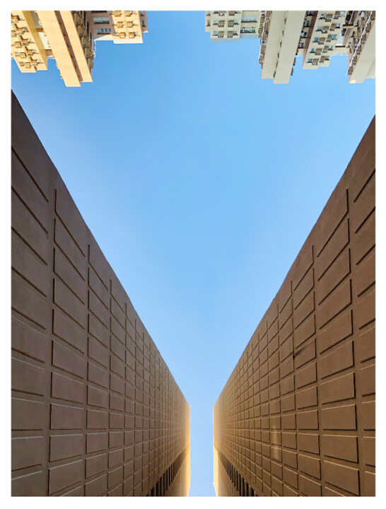 Photographie intitulée "HK Verticality" par Thomas Jenny, Œuvre d'art originale, Papier