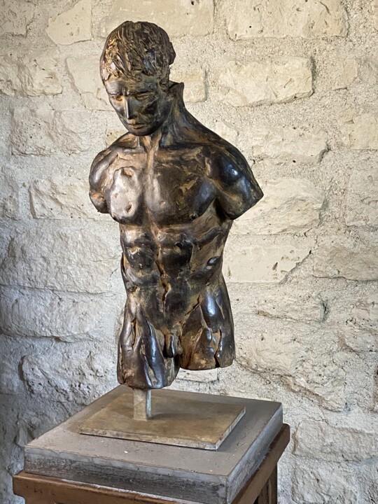 Sculpture titled "Lutteur vaincu " by Jean Gabriel Mondié, Original Artwork, Bronze