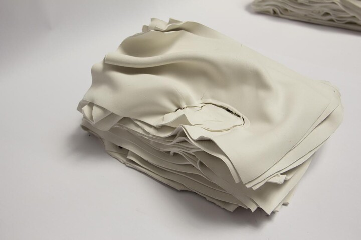 Escultura intitulada "White Book" por Paula De Solminihac, Obras de arte originais