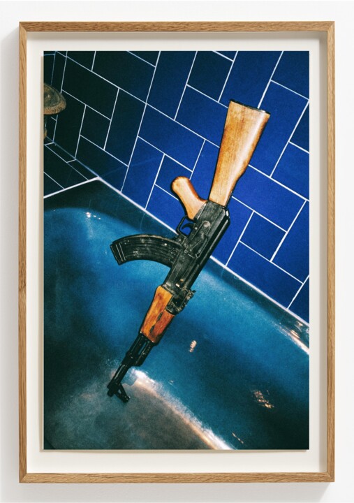 Photography titled "Tongue bite" by Viktor Shekularatz, Original Artwork, Analog Print
