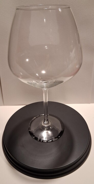 Sculpture titled "Verre à moitié vide…" by Jim Hackenberger, Original Artwork, Glass