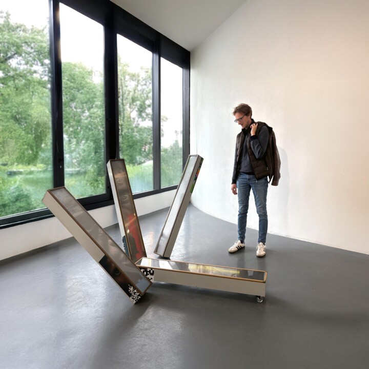 AKX V2 : ARCHIVE DES PARADOXES Printmaking, 63x63 in