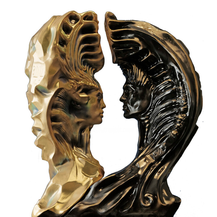 Interfatum Diptych Sculpture, 27.6x23.6 in