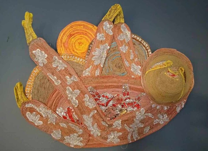 Textile Art titled "Sonrisa" by Richard Harding, Original Artwork, Textile fiber Mounted on Wood Panel