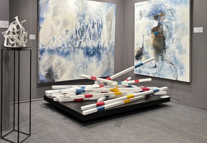 Sculpture titled "LES LOIS DU HASARD" by Jovhanna Rutvanowska, Original Artwork, Resin