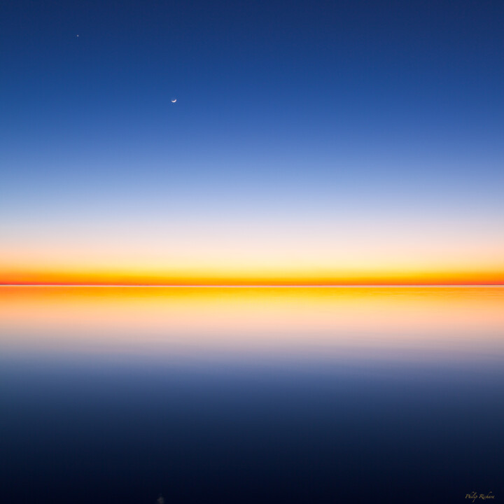 Photography titled "INFINITY III" by Philip Richard, Original Artwork, Non Manipulated Photography