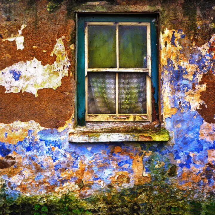 Window To The Past 摄影