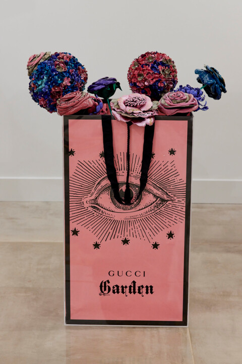 Fashion Garden 雕塑, 39.4x19.7 in