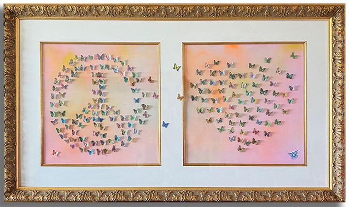 Sculpture titled "Peace Love You" by Gardani, Original Artwork, Paper