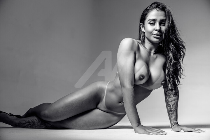 Photography titled "Marisa #1" by Glauco Meneghelli, Original Artwork, Digital Photography