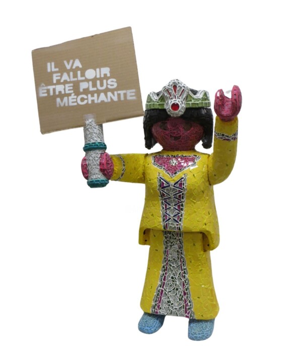 “Ni souple, ni soumise” Sculpture, 24,4x9,5 in