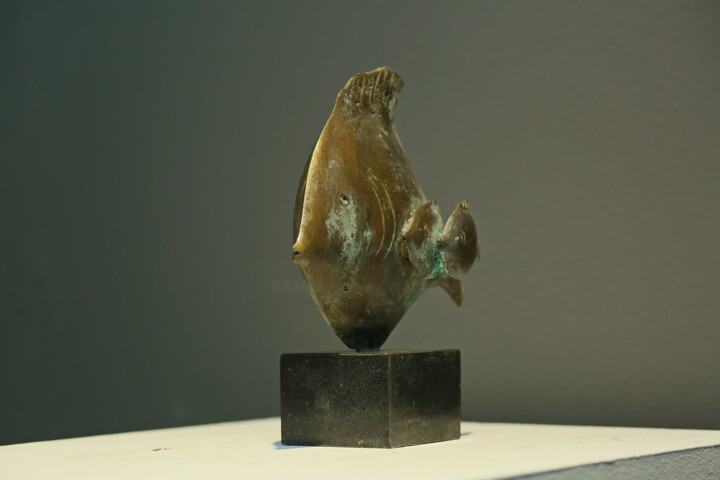 A Underwater Walk Sculpture, 9.1x7.9 in