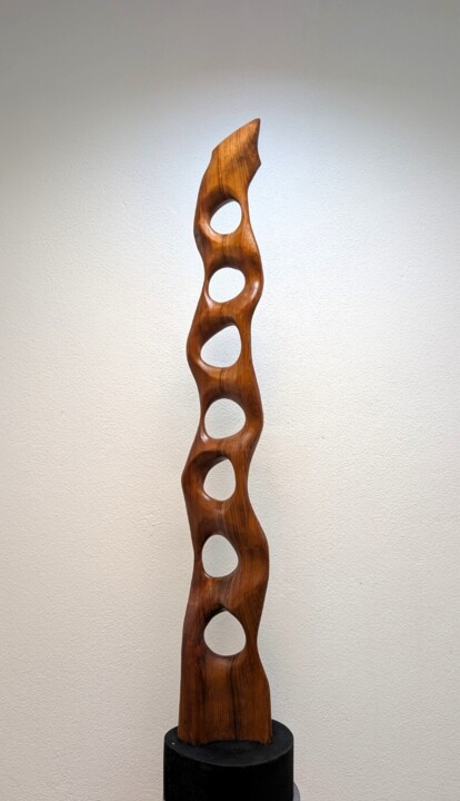 Babel. Amerikanisches Nussbaumholz. Heykel, 47,2x5,9 in
