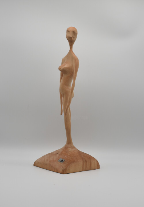 Escultura titulada "Linde" por Sylvia Gnatz, Obra de arte original, Madera