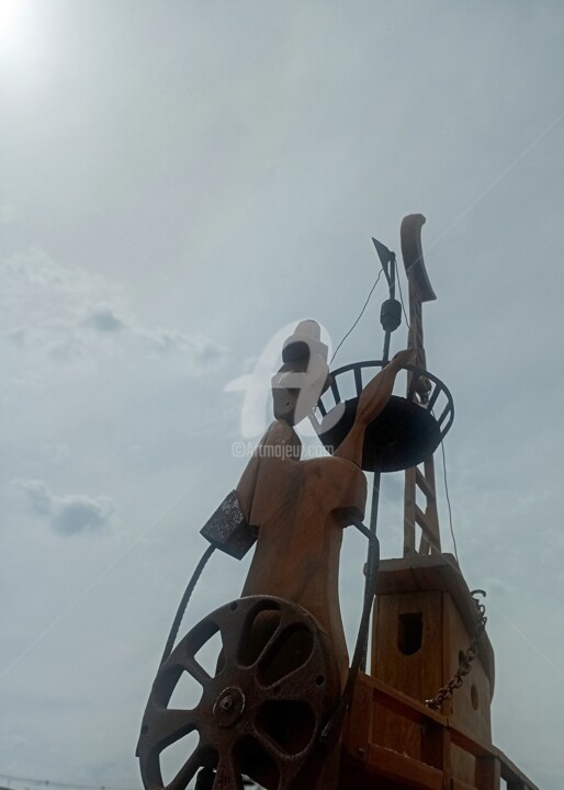 Sculpture titled "O Marinheiro que Am…" by José Claudinei Da Cruz, Original Artwork, Wood