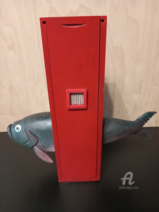 Fish day. Heads and tails. 雕塑, 14.2x13.8 in