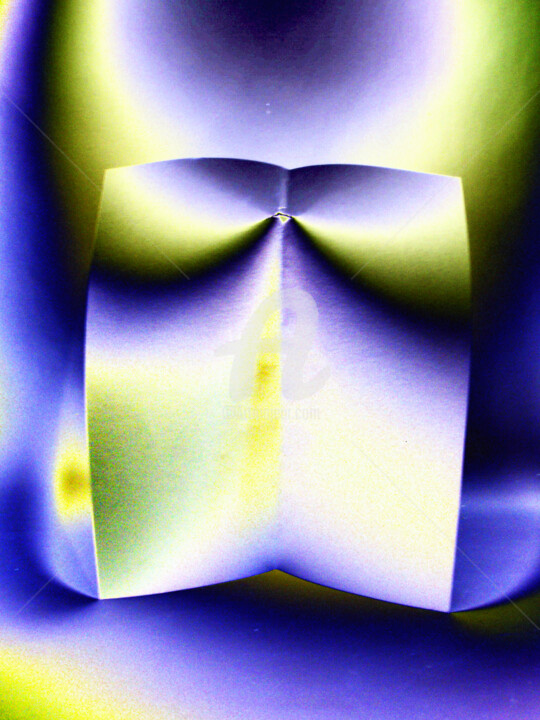 Fotografie mit dem Titel "In the day_2025" von Elīna Lazdiņa, Original-Kunstwerk, Digitale Fotografie Auf Aluminium montiert